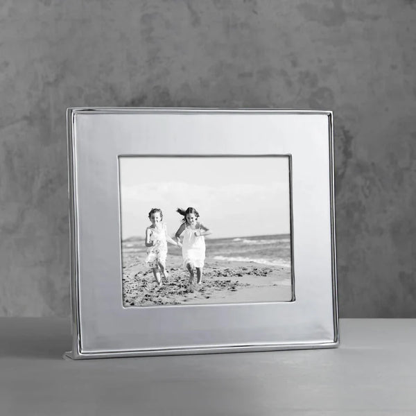 Jason 8x10" Horizontal Frame