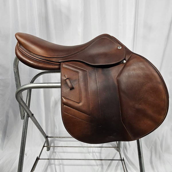 18" Prestige Renaissance Saddle - FINAL SALE